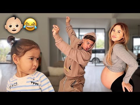 THE ACE FAMILY BABY MAMA DANCE!!! (TRYING TO GO INTO LABOR) - Популярные видеоролики!