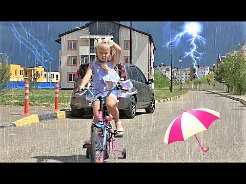 Alice pretend play on Playground with slides and swings for kids and ABC song !!! - Популярные видеоролики!