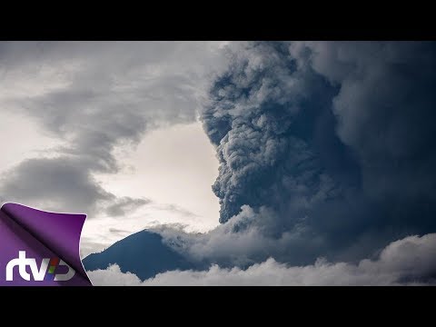Вулкан на Бали - новое извержение впереди? - Популярные видеоролики!