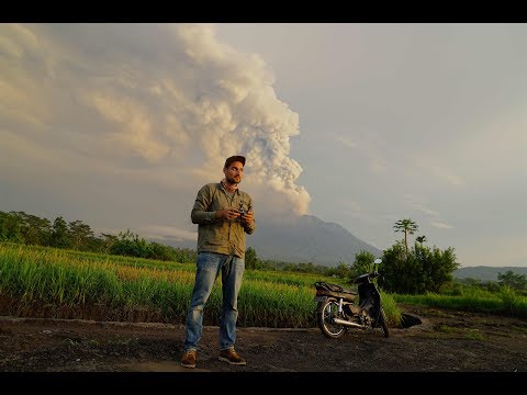 Последние новости о извержение вулкана Агунг. Bali volcano eruption Aung. Фадеев о вулкане на Бали. - Популярные видеоролики!