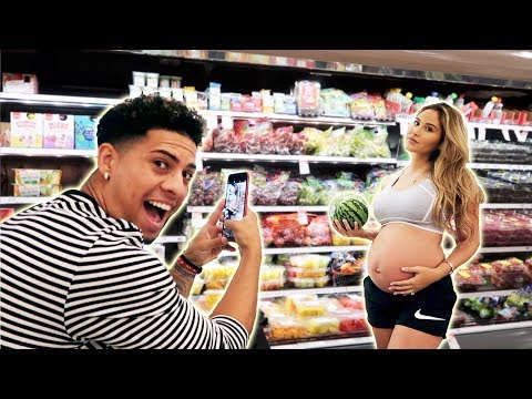 EMBARRASSING PREGNANCY PHOTOSHOOT IN TARGET **WE ALMOST GOT KICKED OUT** - Популярные видеоролики!