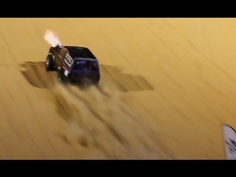Uphill Sand Dragrace with more HUGE turbos - Популярные видеоролики!