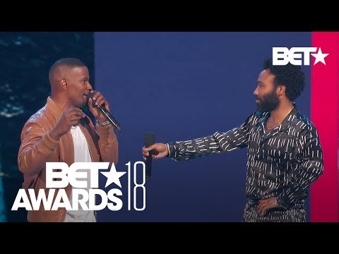 Donald Glover aka Childish Gambino Impromptu Performance of 'This Is America' | BET Awards 2018 - Популярные видеоролики!