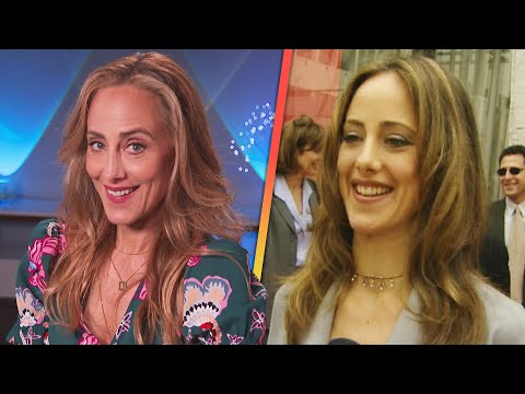 Grey's Anatomy's Kim Raver REACTS to First ET Interview and Show's Season 21 Renewal (Exclusive) - Популярные видеоролики!