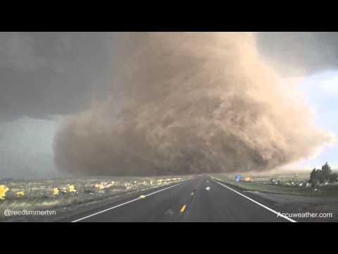 Watch this EXTREME up-close video of tornado near Wray, Colorado | AccuWeather - Популярные видеоролики!