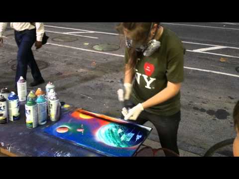Artista callejera de Nueva York - Популярные видеоролики!