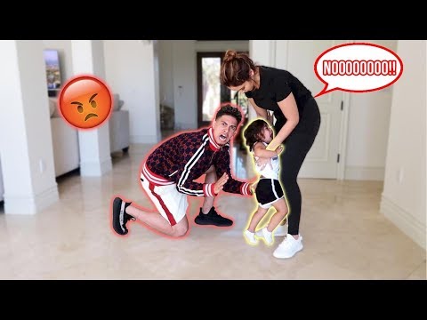WE HAD TO SPANK ELLE FOR THE FIRST TIME!!! - Популярные видеоролики!