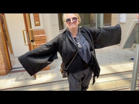 Как одеваются россиянки Платья Шемякина Стрит Стайл Пассаж Санкт-Петербург - Популярные видеоролики!