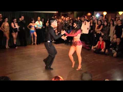 Kathy Reyes & Steven Correa Finals Bachata Contest 2011 - Популярные видеоролики!