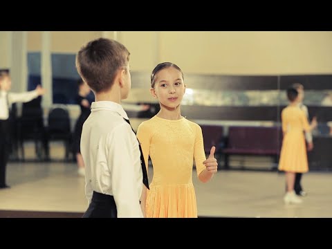 Потрясающие БАЛЬНЫЕ ТАНЦЫ ! Танцы и ОНА | Мировая короткометражка - Популярные видеоролики!
